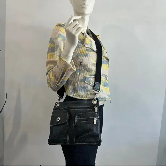 Roots 73 black Pebble Leather Village Tribe Bag - Picture 2 of 8